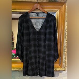 Torrid Fit & Flare Rayon Slub Black & Gray Plaid Button-Front Top - Size 1 (XL)